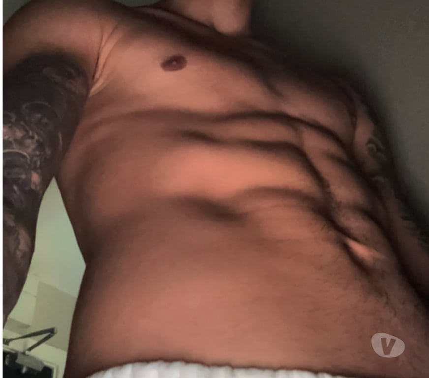 Gay massage North West London Camden - Photos for Brazilian Professional Male Companion in NW1 📍