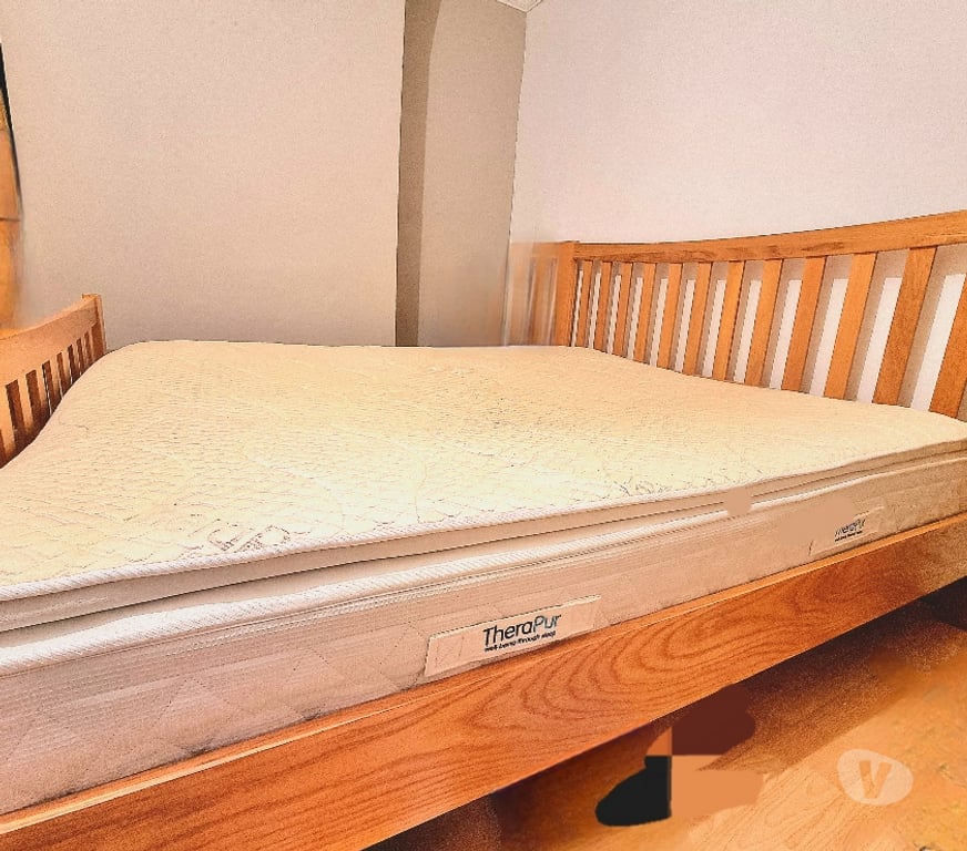 Furniture Greater Manchester Manchester - Photos for Super King size mattress with stylish solid oak bed frame