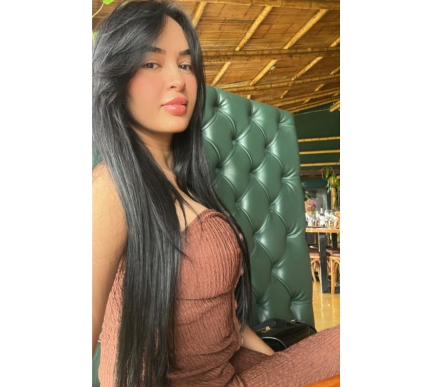 Escorts West London Hillingdon - Photos for 💦💦🔥 VALENTINA SWEET PARTY GIRL 🍑COLOMBIAN