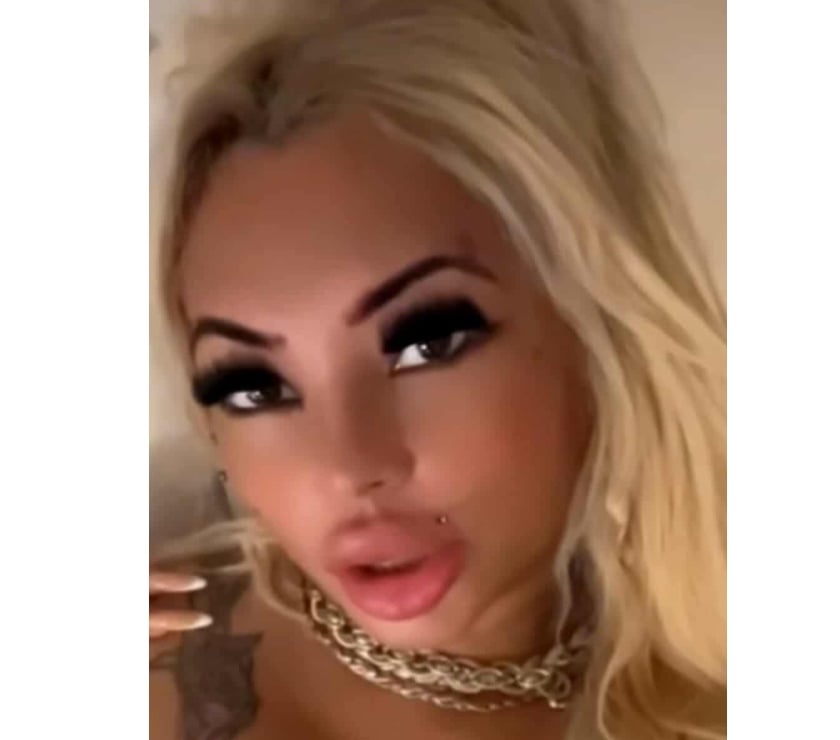 Escorts Luton Town Centre Luton - Photos for Hello im Chloe ❤️❤️