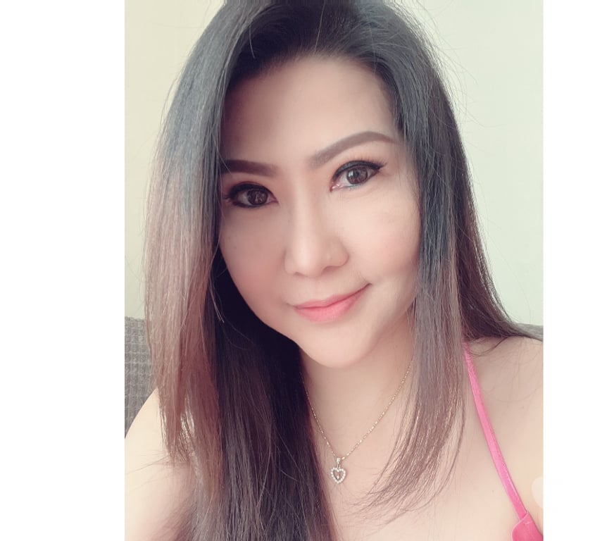 Escorts Wiltshire Swindon - Photos for Thai hunny - pretty thai girl in Swindon - huge breasts