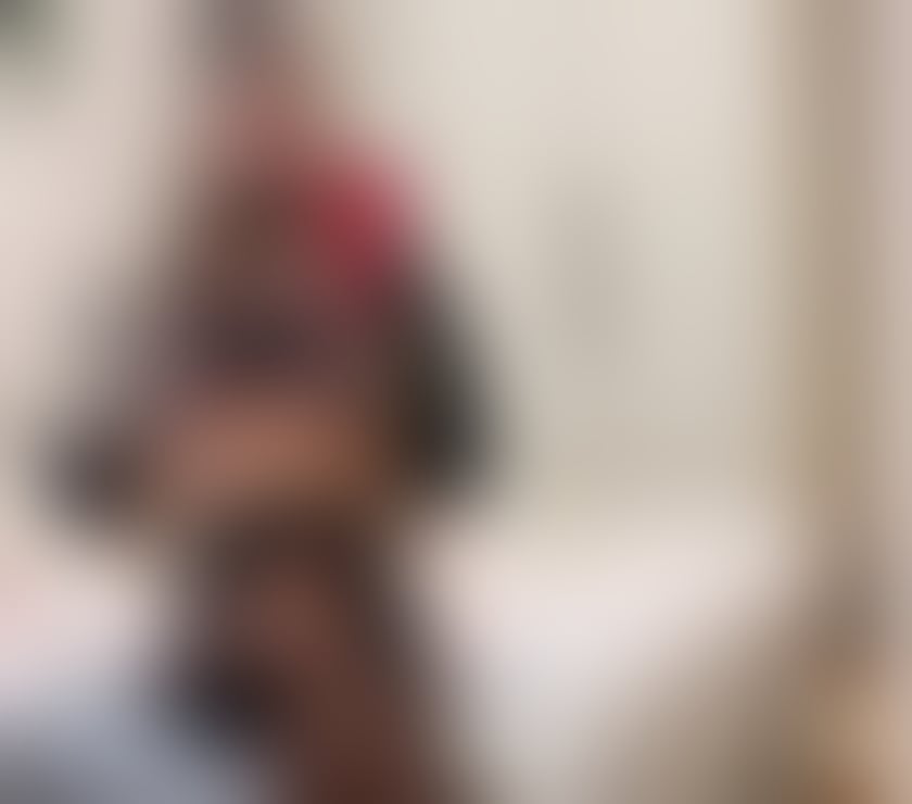 Transsexual London Bridge Station Central London - Photos for Tgirl full service with massage, party taste