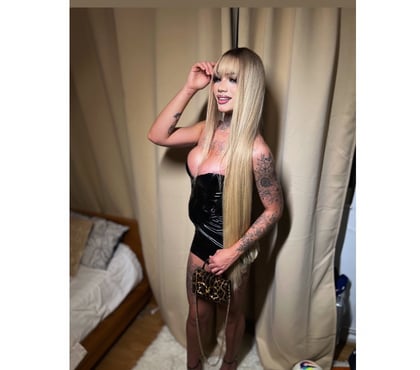 Transsexual London Bridge Station Central London - Photos for Come party with a beautiful and gifted transsexual