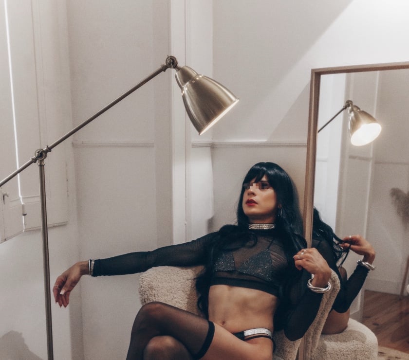Escorts Bedfordshire Luton - Photos for Secret Nicole ♥️ Slim Trans & Very Naughty 😈