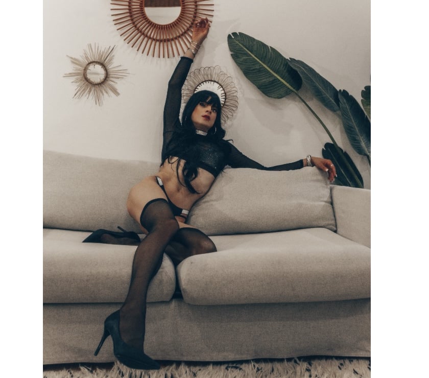 Escorts Bedfordshire Luton - Photos for Secret Nicole ♥️ Slim Trans & Very Naughty 😈