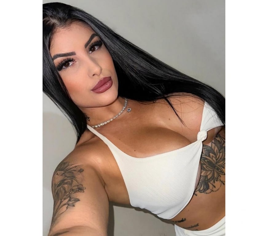 Escorts West London Hounslow - Photos for MEL 🍯 NEW IN TOWN 🇧🇷 PARTY 🔥WhatsApp Please