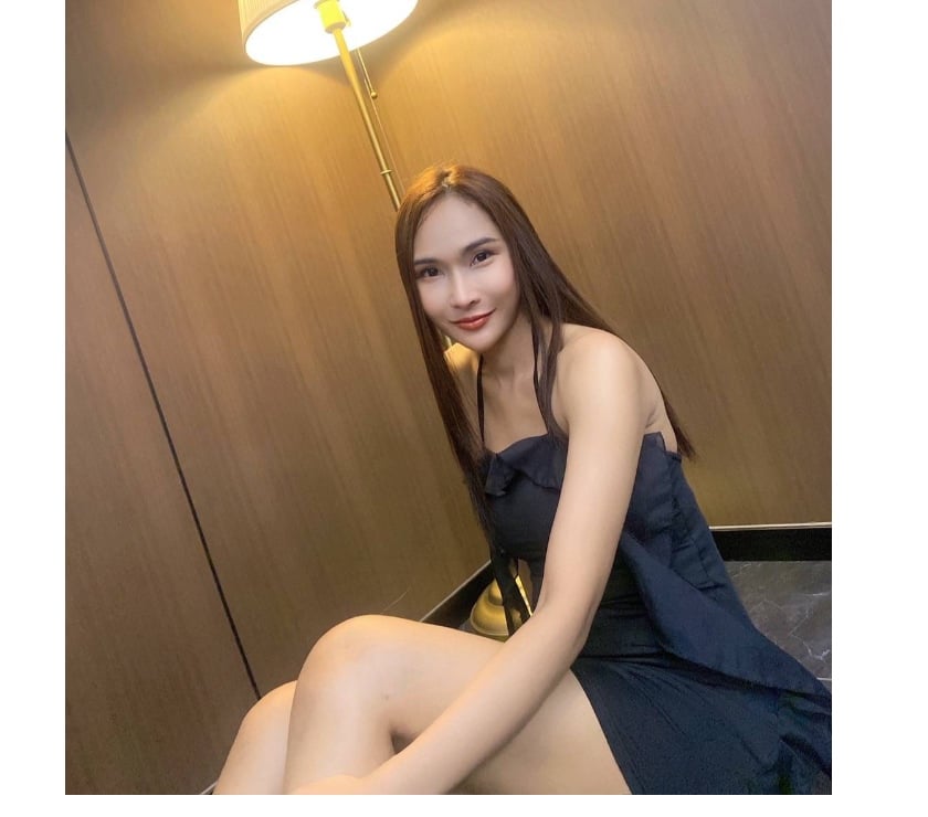 Hi i am Almond Thai