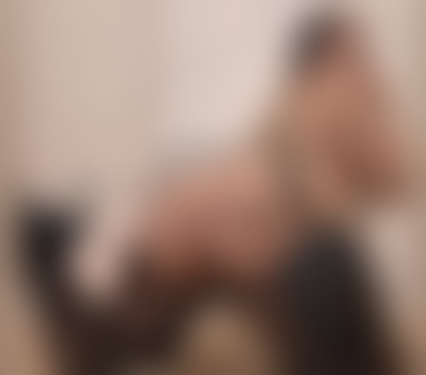 Escorts Swindon Town Centre Swindon - Photos for Mia Vixen 🍑 Big Ass 🔥 Fiery Blonde