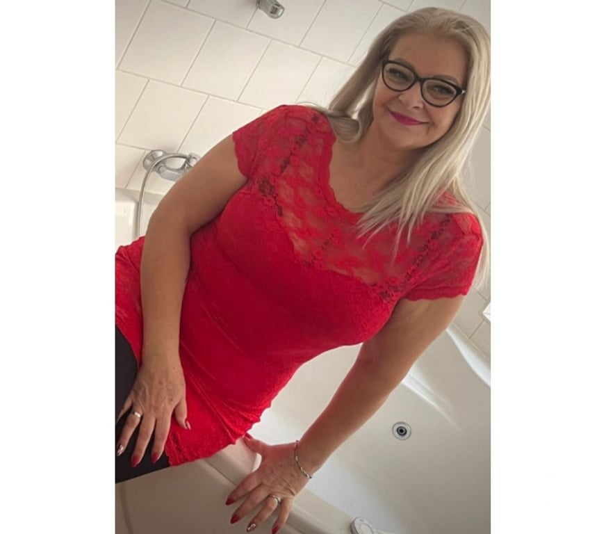 Escorts Surrey Woking - Photos for ❤️Milf Lara xx❤️