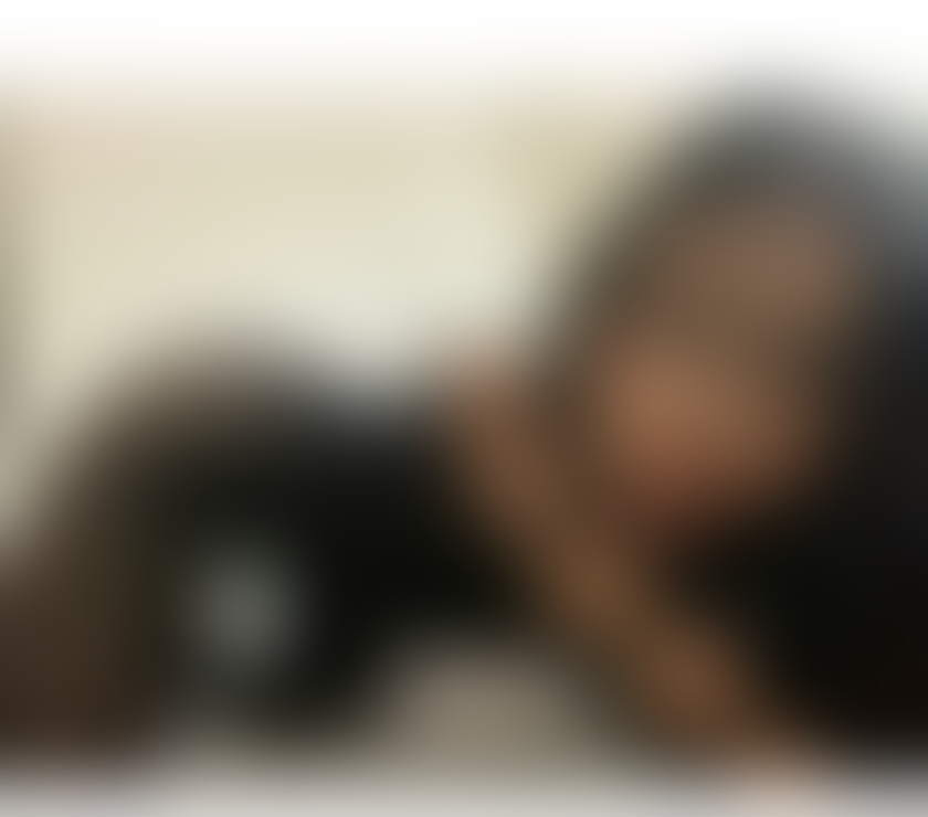 Escorts Dromore Armagh, Banbridge and Craigavon - Photos for Charming,lovely looking lady available in town