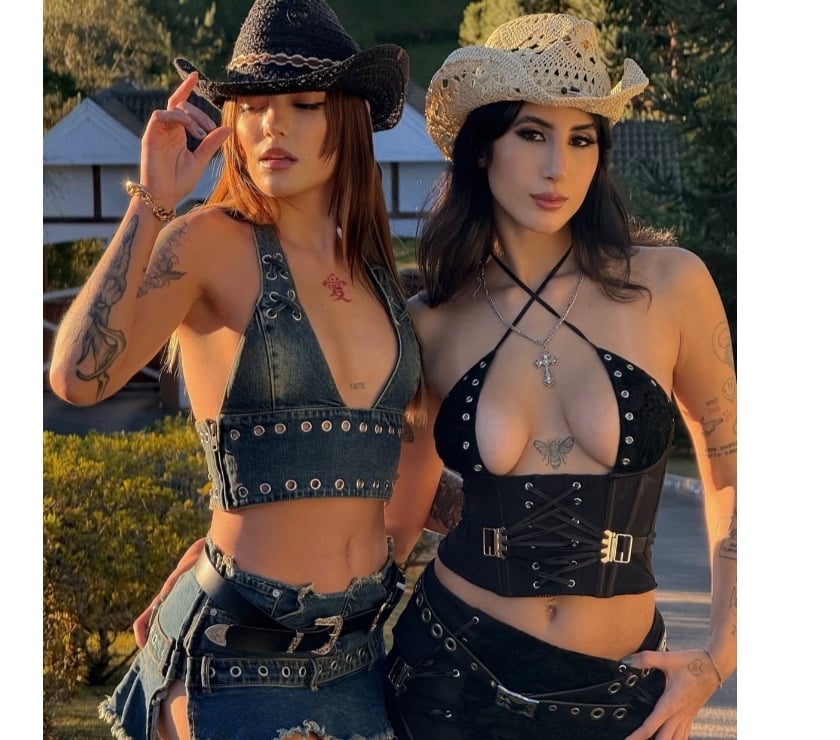 Escorts Edinburgh Edinburgh - Photos for DOUBLE GIRLFRIEND EXPERIENCE💋💦👅BRAZILIAN