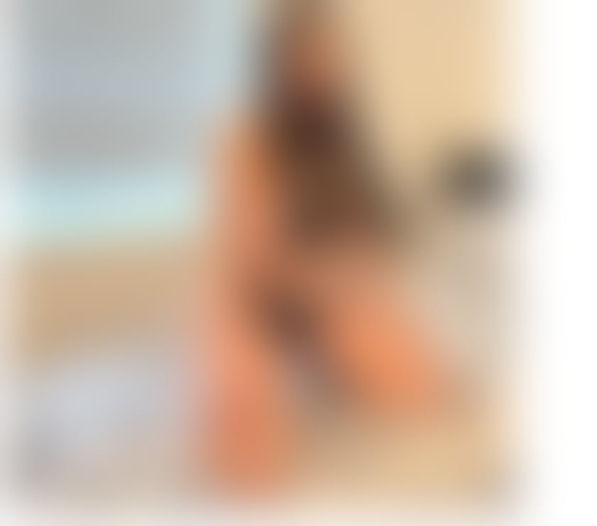Escorts Hampshire Portsmouth - Photos for Emma huge boobs 40c natural outcalls genuinefew days here