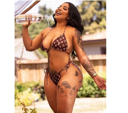 Escorts and Massages Leeds City Centre Leeds - Photos for ♥️JULIE♥️FREE BJ♥️NO RUSH♥️