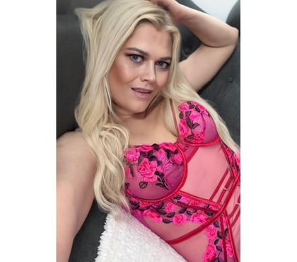 Escort Milton Keynes City Centre Milton Keynes - Photos for Busty Polish Pamela 🇵🇱OWO .Wet and Always Horny