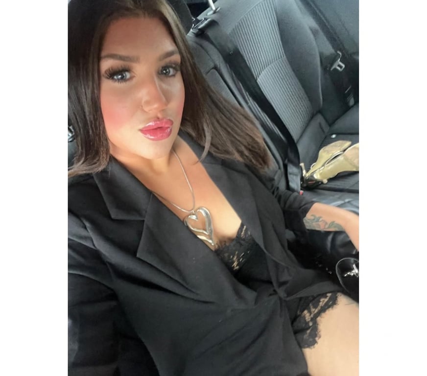 Escorts South Yorkshire Doncaster - Photos for Hey Gentlemen let me be a memory you won’t forget.