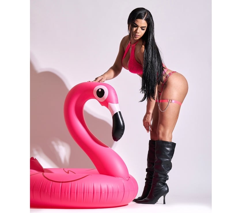 Trans Escorts Hertfordshire Watford - Photos for Jhully TS Brazilian XXL ๐ฅ ๐