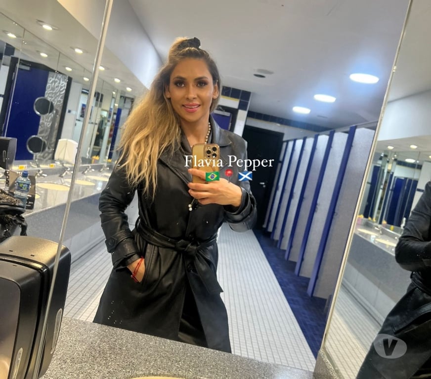 Escorts Dundee Dundee City Centre - Dundee - Photos for Elite Brazilian GFE Domme Flávia Bastos