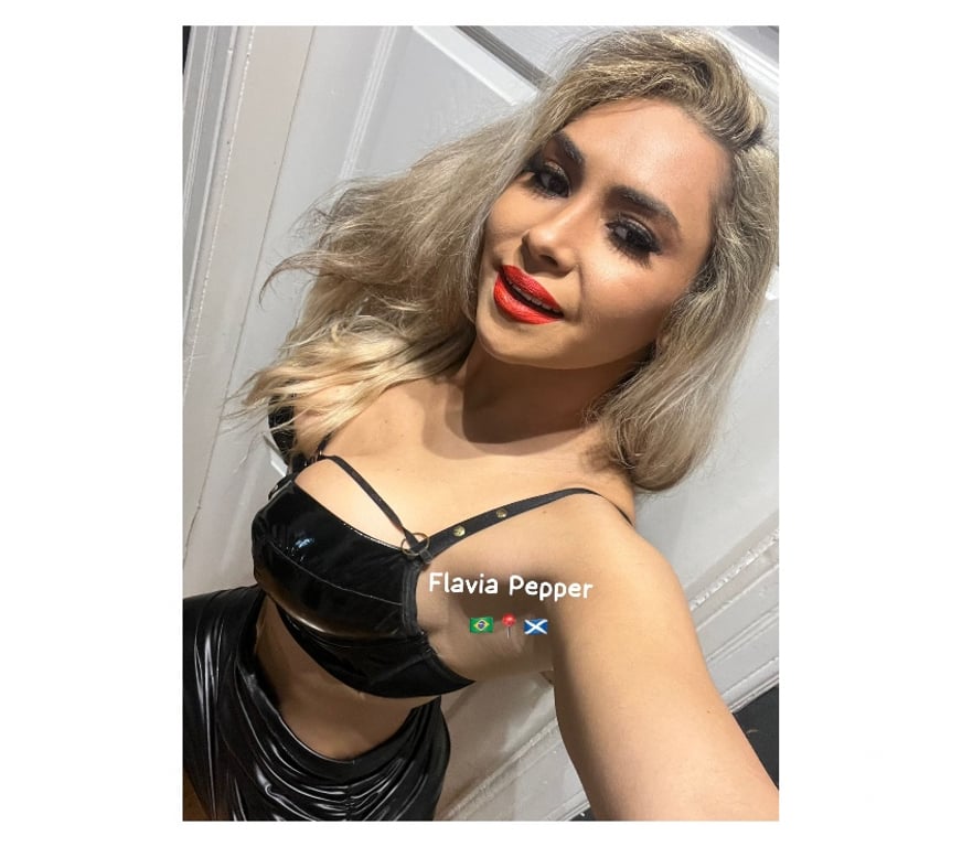 Escorts Dundee Dundee City Centre - Dundee - Photos for Elite Brazilian GFE Domme Flávia Bastos