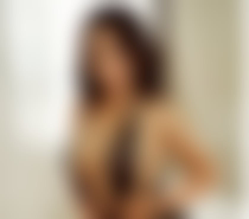 Slim, Petite and sexy ❤️Thai Darlin Here till Sunday x
