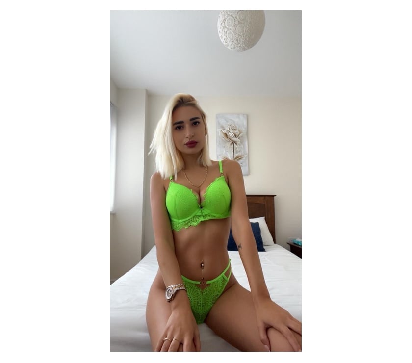 Escorts Surrey Surrey Heath - Photos for Now let's have some fun. I m Beatrice full services
