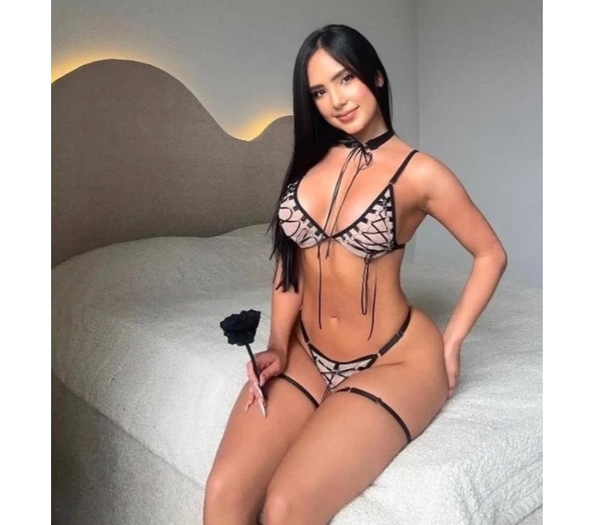Escorts Brentwood Station Brentwood - Photos for 🫦JULIA LATINA NEW IN TOWN 🫦