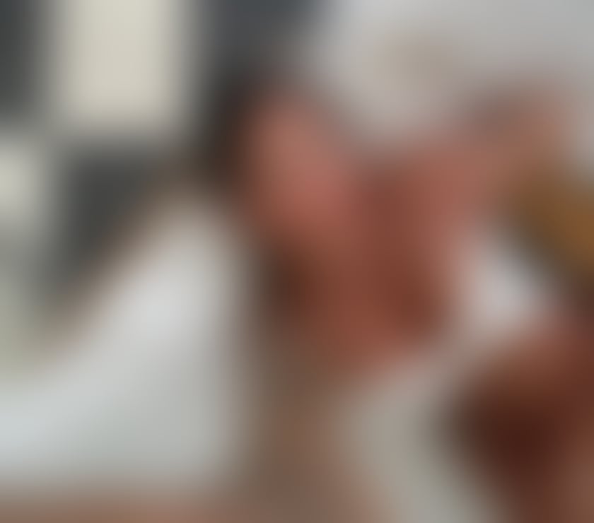 Photos for Hi, boys, I am Eveline.