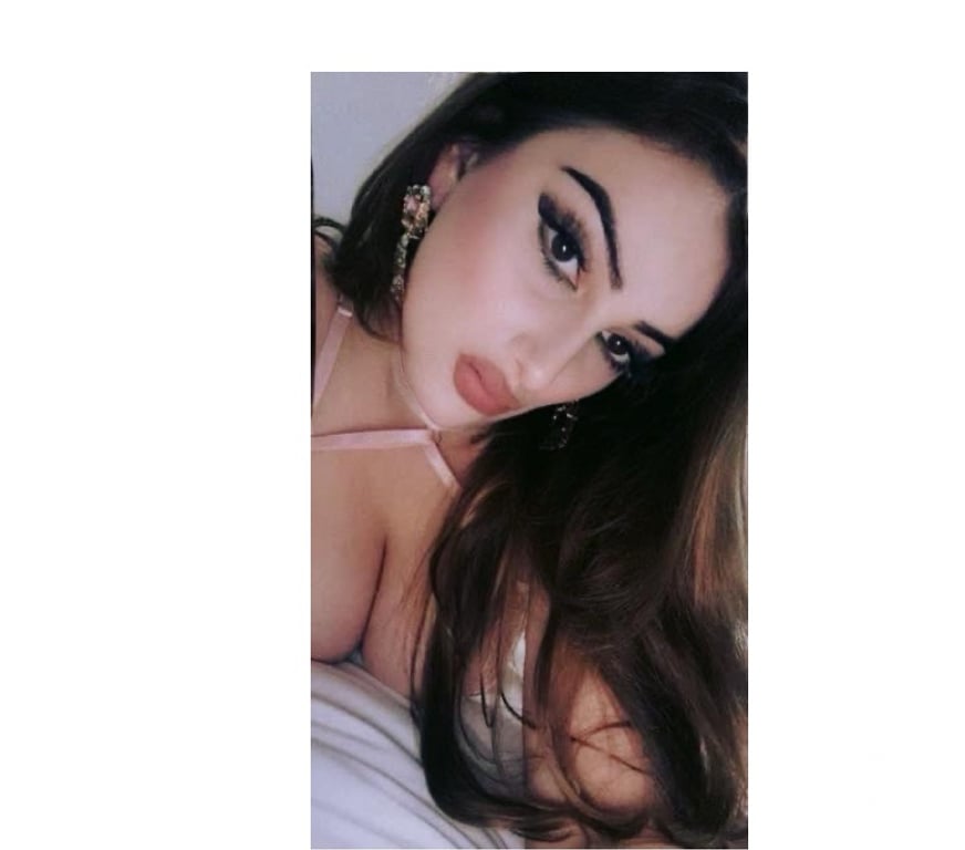 Escorts Barking and Dagenham Barking - Barking and Dagenham - Photos for SexyDoll*Emily here make Your day better * call me 😘
