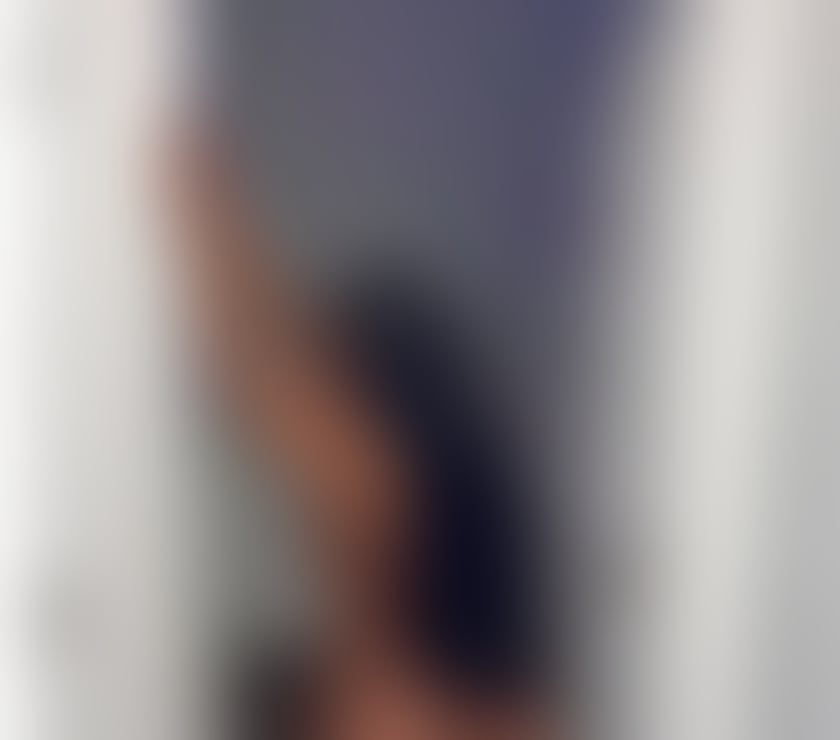 Trans Escorts Kent Medway - Kent - Photos for dominant shemale violet TS girl