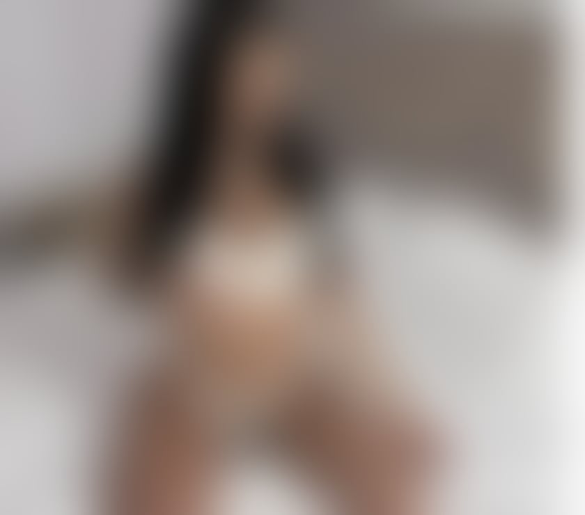 Photos for W20Hot girl 🔥Only Outcall🍾🍾Party