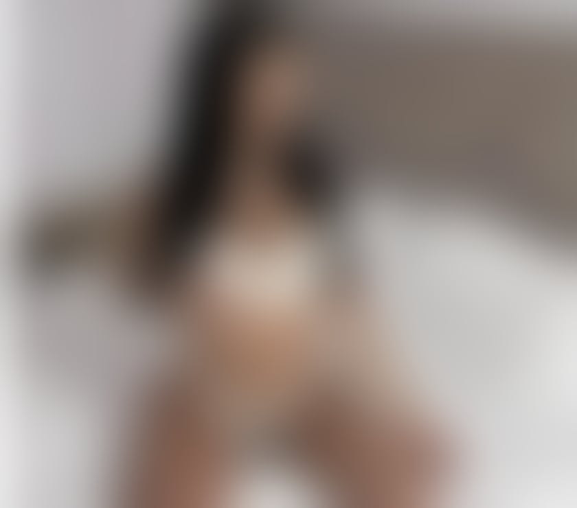 Photos for Hot girl 🔥Only Outcall🍾🍾Party