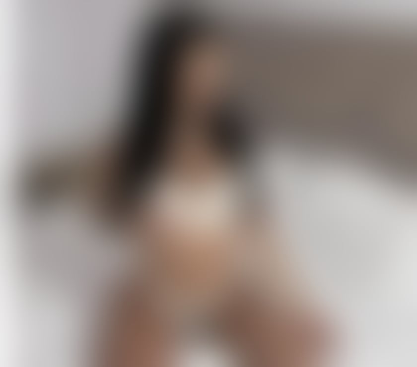 Photos for W20Hot girl 🔥Only Outcall🍾🍾Party