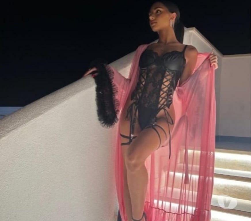 Escorts Greater Manchester Oldham - Photos for LIZ Columbia 🧸 BRUNETTE BABY IN THE CITY