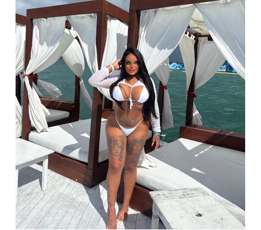 Escorts Cardiff Cardiff City Centre - Cardiff - Photos for BIG BOTTOM BRAZILIAN TAINA π§π·π§π· CURVY ππ