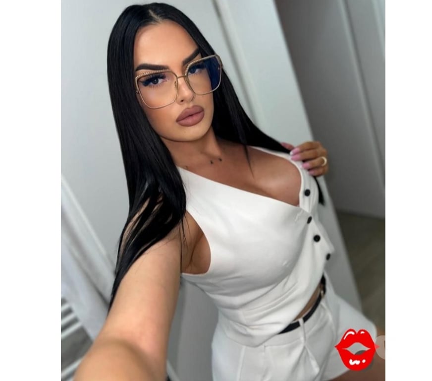 Escorts Peterborough Peterborough City Centre - Peterborough - Photos for 👅🥂ELLA❤️NEW HOT🥵PARTY GIRL📞Outcall🍑