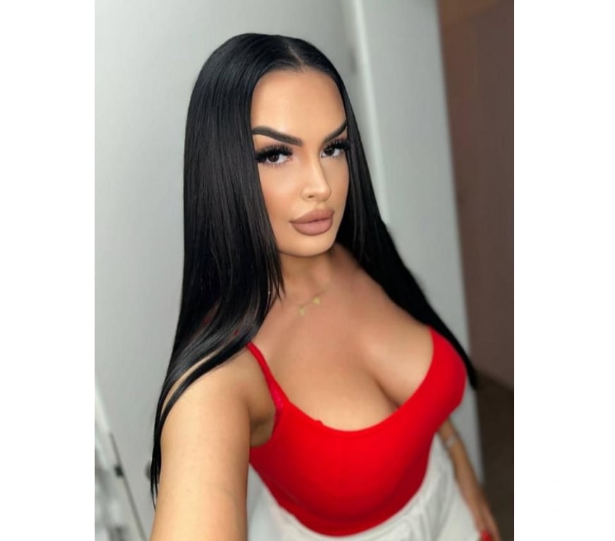 Escorts Peterborough Peterborough City Centre - Peterborough - Photos for 👅🥂ELLA❤️NEW HOT🥵PARTY GIRL📞Outcall🍑