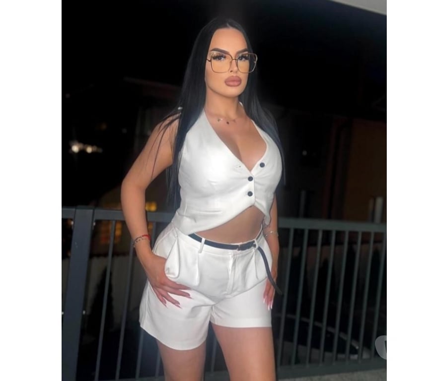 Escorts Peterborough Peterborough City Centre - Peterborough - Photos for 👅🥂ELLA❤️NEW HOT🥵PARTY GIRL📞Outcall🍑