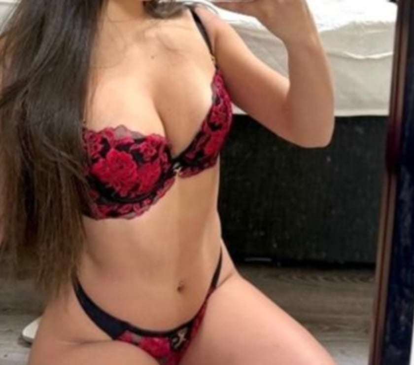 Escorts Oxfordshire Oxford - Photos for Hi im Nona New hier incal outcall x