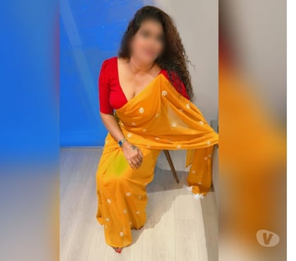 Escort Ilford Redbridge - Photos for Thenmozhi Tamil Indian girl new in Ilford