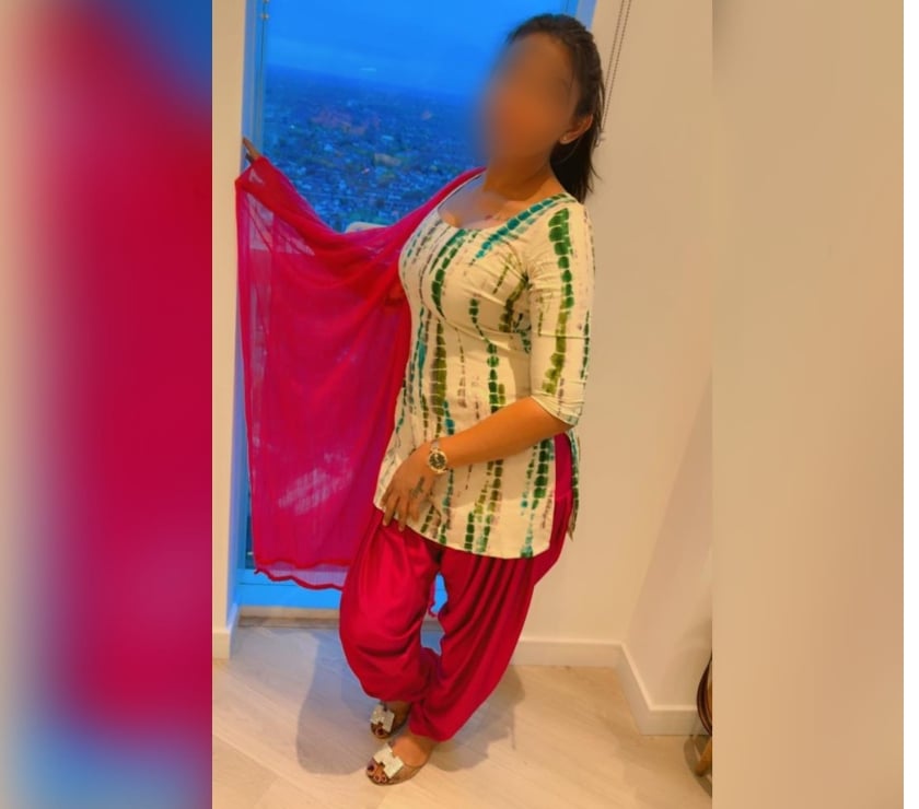 Escorts East London Redbridge - Photos for Sree Dewi Indonesia Tamil Indian girl new in Ilford
