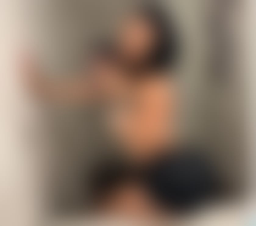 Escorts North London Enfield - Photos for HOT Fun Loving Latina AMELIA! 🎉PARTY🎉