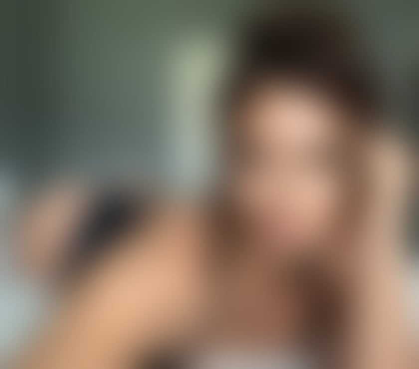 Escorts North London Enfield - Photos for HOT Fun Loving Latina AMELIA! 🎉PARTY🎉