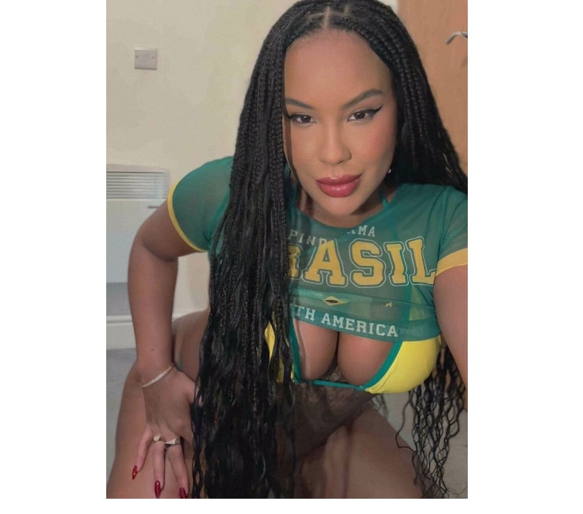 Escorts Sheffield City Centre Sheffield - Photos for Sultry Sophistication 🔥– Only for You, from Brazil 🌹