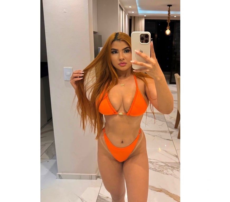 Escorts East London Redbridge - Photos for 🍓jady party girl available now Brazilian 🇧🇷