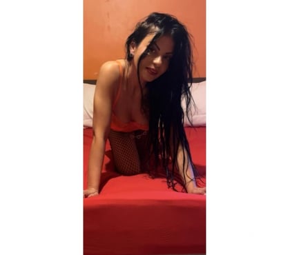 Escorts Stratford East London - Photos for DENISA🥰 NEW GFE BRUNETTE😈🔥