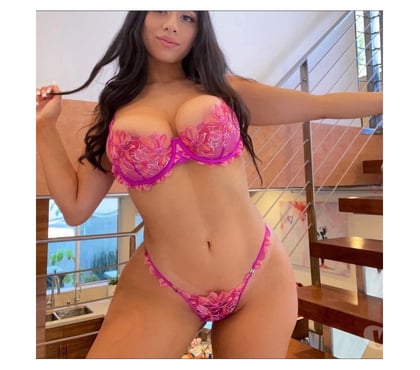 Escort Tooting Bec Station South West London - Photos for NAOMI COLOMBIAN 🇨🇴 FIRST TIME IN TOOTING 🔥🍾