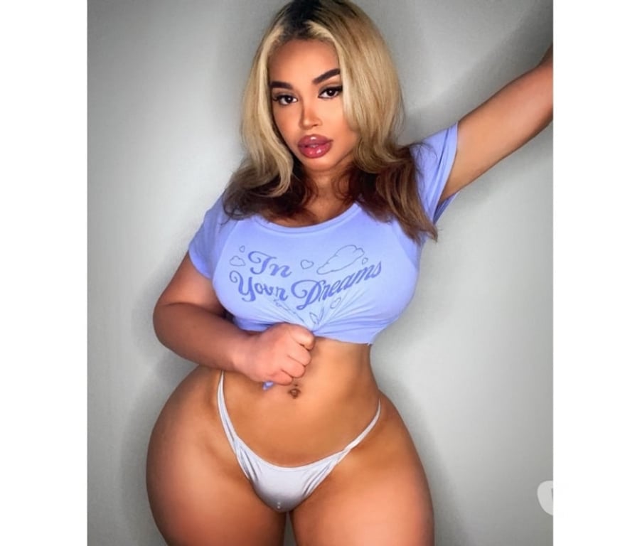 Escorts West Yorkshire Leeds - Photos for BEST OWO 🥳🎉🤤party NEW TOWN