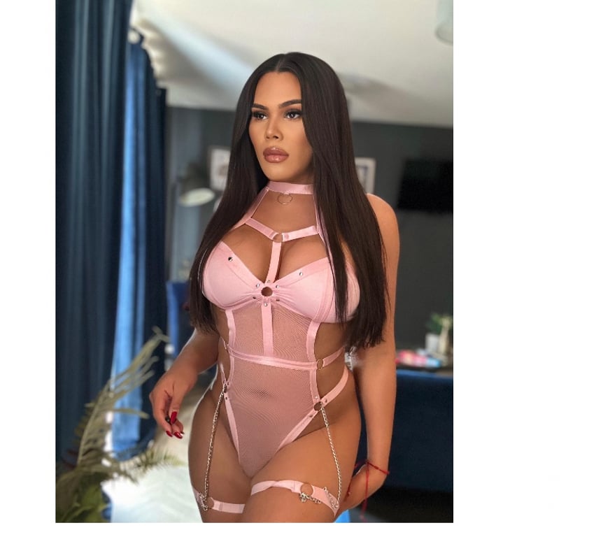 Trans Escorts South West London Battersea - South West London - Photos for Ravena Luxor NEW GIRL TS BRAZILIAN 🇧🇷