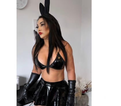 Escorts Redhill Reigate and Banstead - Photos for GIRL ON FIREπ₯FIRST TIME HERE β οΈ