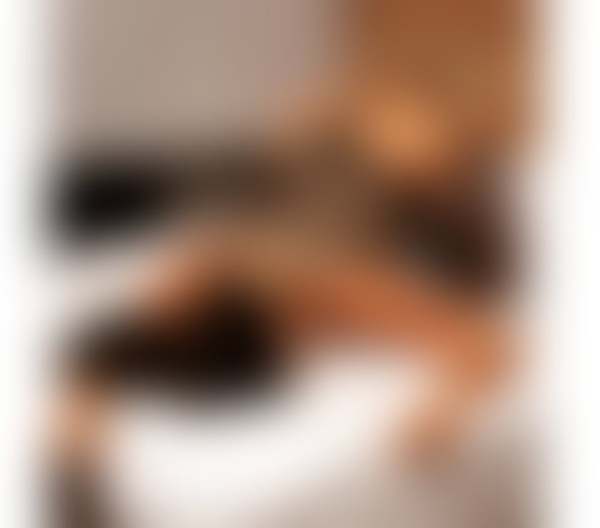  Escorts & Erotic Massage Redhill Reigate and Banstead - Photos for Hot LATINA Mila👙🫦