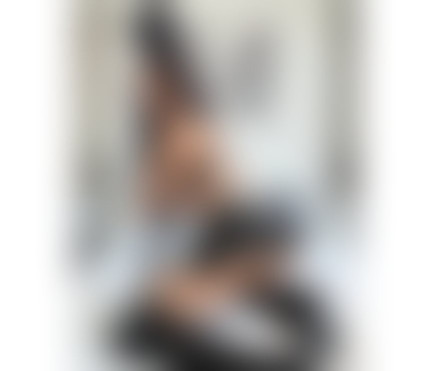 Trans Escorts West Sussex Crawley - Photos for Feminine Juicy Smooth Model TRANS With Hard TOY